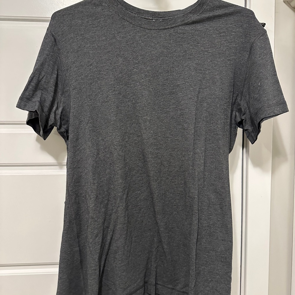 Lululemon large t-shirt.